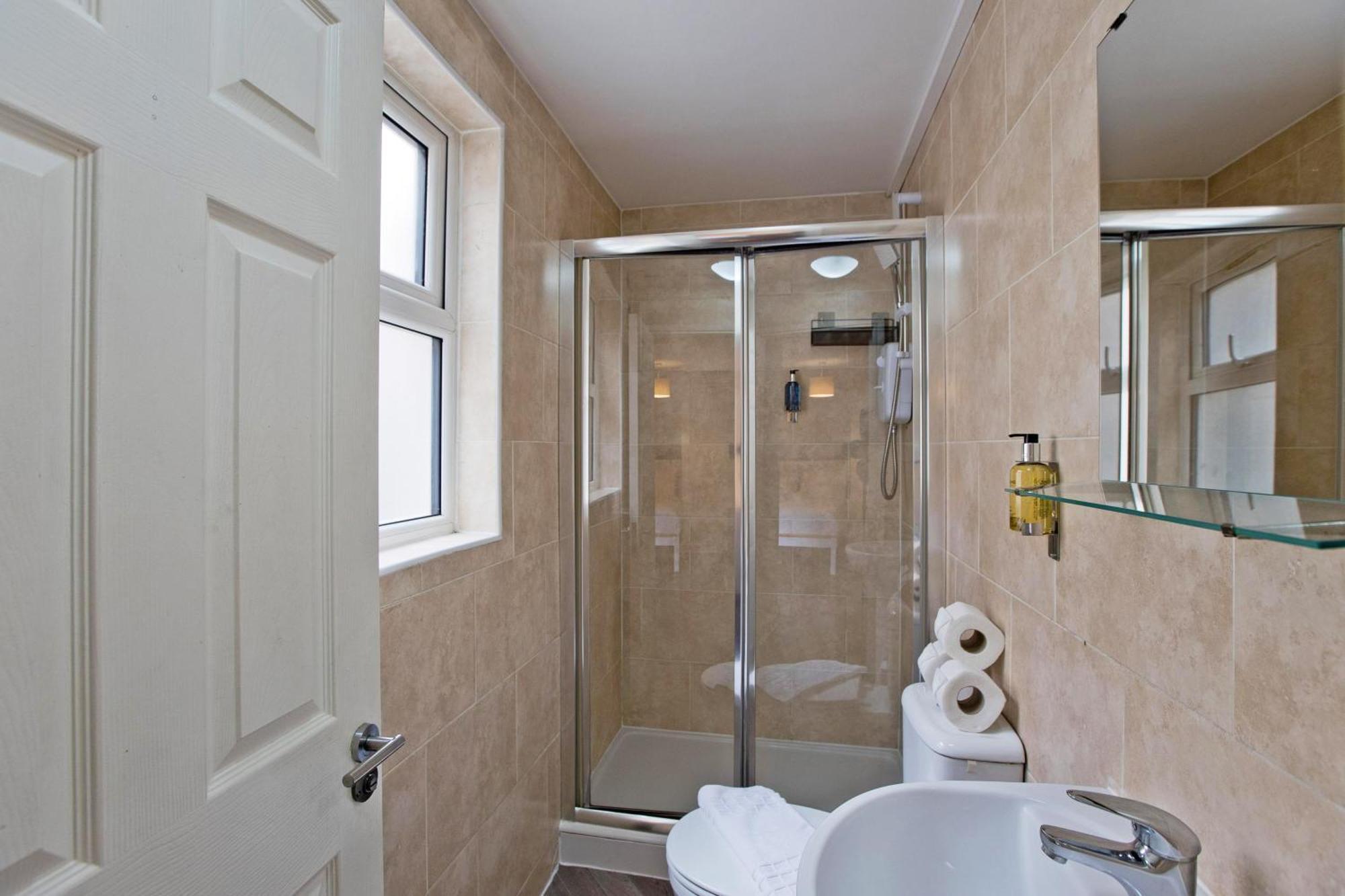 Imperial Corner House-Whitechapel Apartment Londra Exterior foto