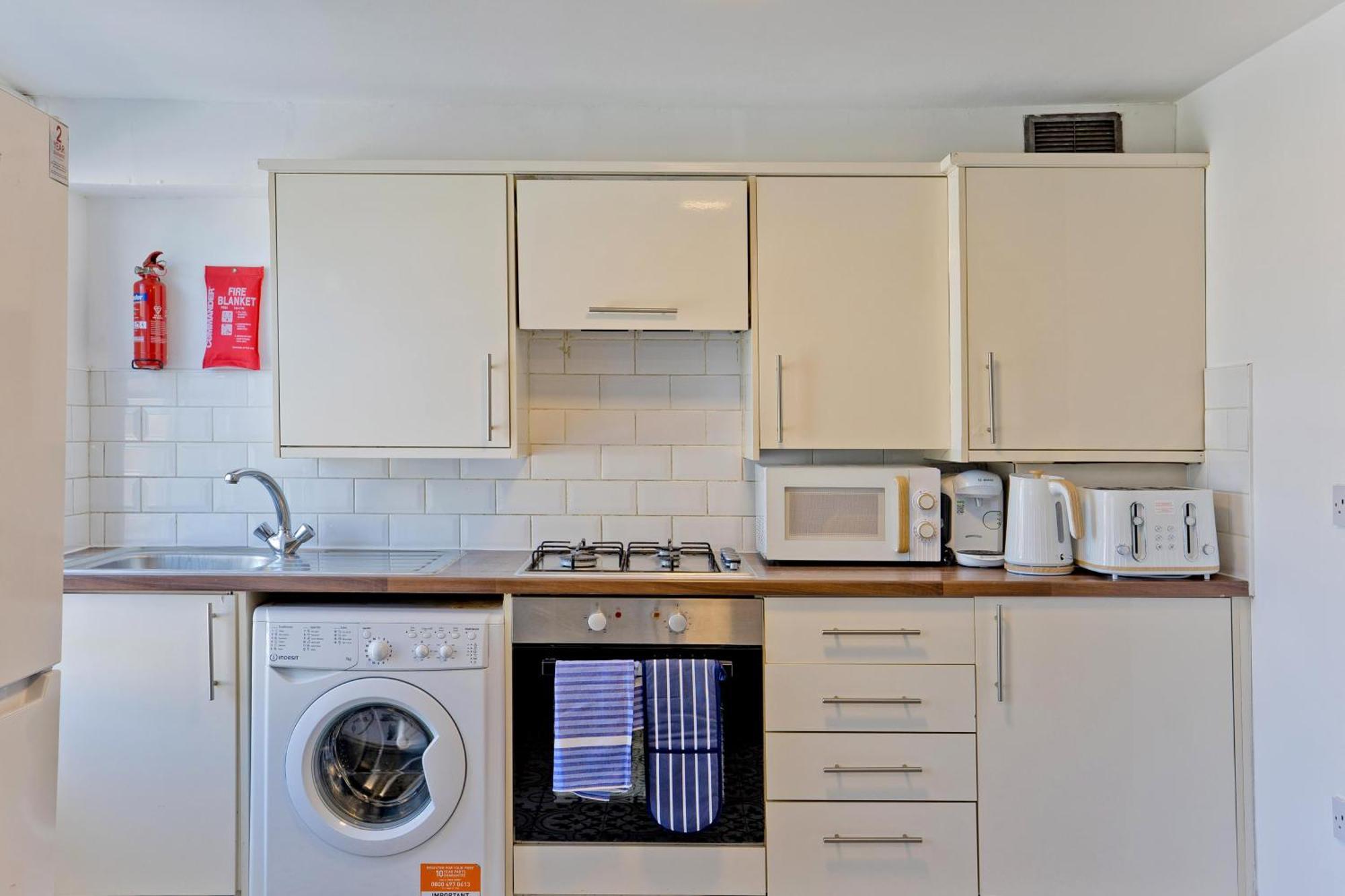 Imperial Corner House-Whitechapel Apartment Londra Exterior foto
