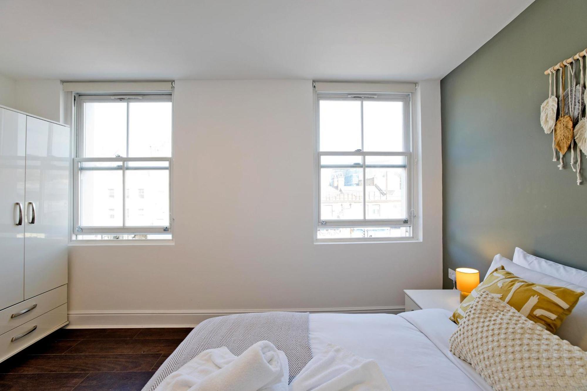 Imperial Corner House-Whitechapel Apartment Londra Exterior foto